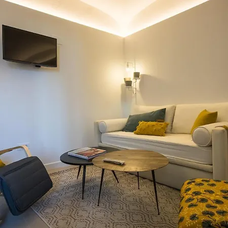 San Salvador Parking Gratis At-ba-00338 * Mérida