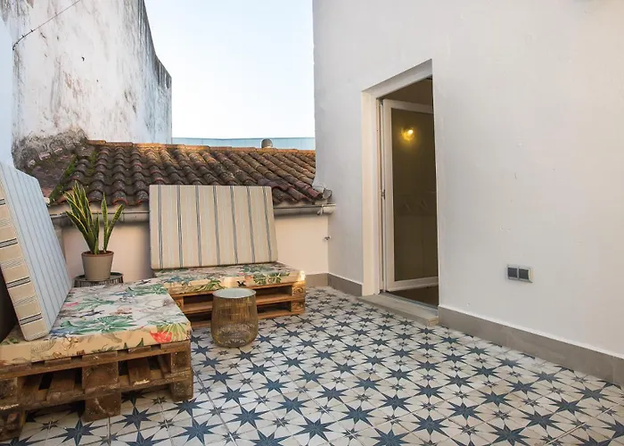 San Salvador Parking Gratis At-ba-00338 *