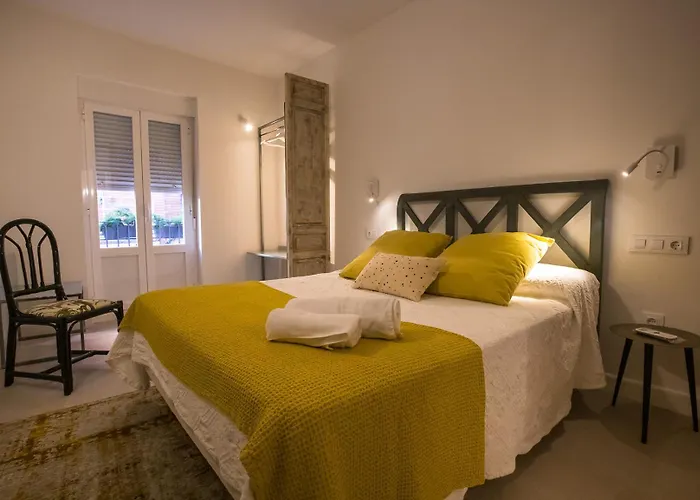 San Salvador Parking Gratis At-ba-00338 * Mérida